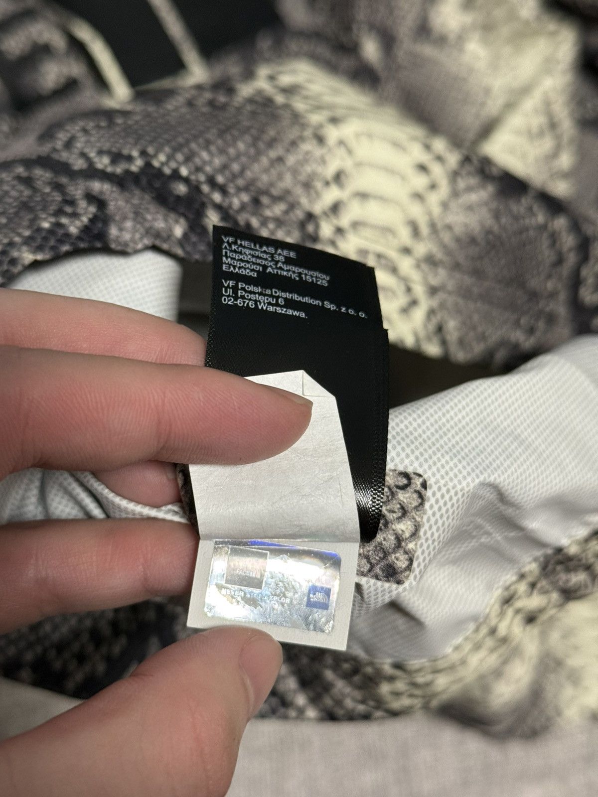 Supreme × The North Face Supreme tnf the north face snakeskin taped seam coach Jacket Size US M / EU 48-50 / 2 - 6 Thumbnail