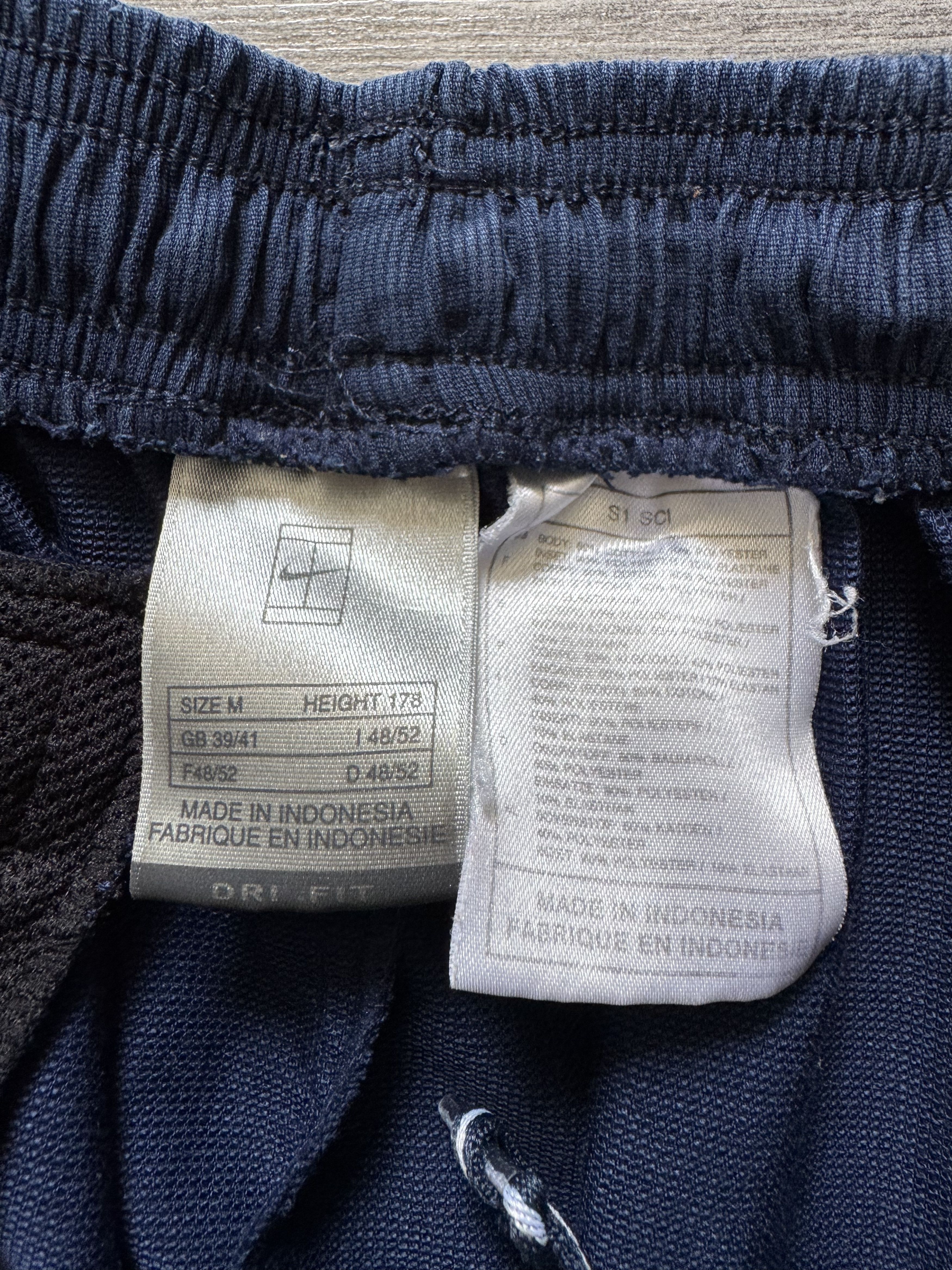 Nike Vintage 90s Nike Court Shorts Size US 32 / EU 48 - 10 Thumbnail