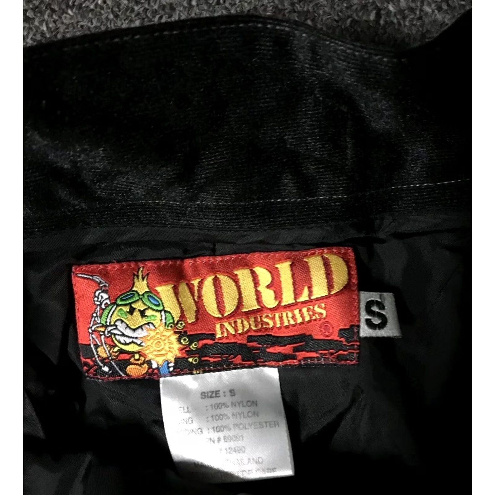 World Industries VINTAGE World Industries Snow Camo Pants Ski Skateboards S 90s Mens Size US 29 - 6 Thumbnail