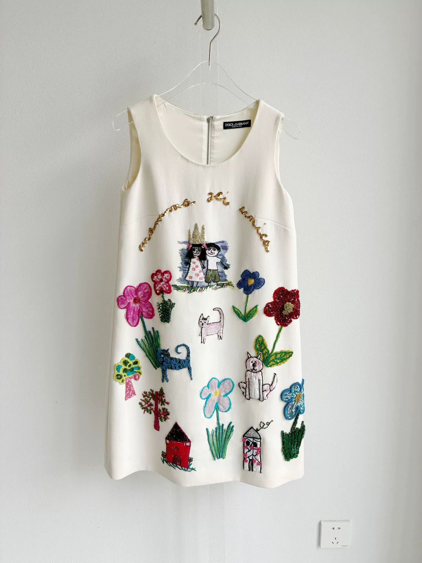 Dolce & Gabbana Dolce&Gabbana White Embroidered Dress Size XS / US 0-2 / IT 36-38 - 1 Thumbnail