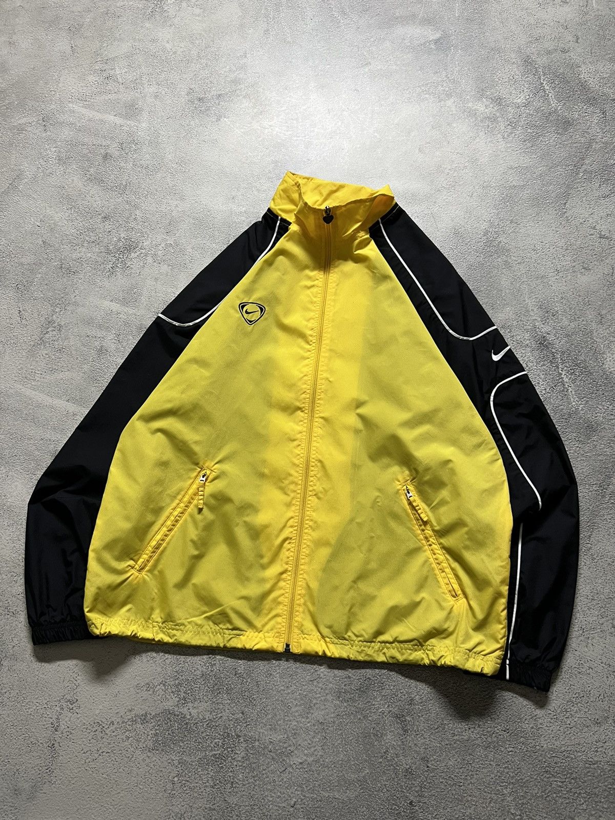 Nike × Vintage Vintage Y2k Nike 💛 Nylon Jacket 00’s Size US L / EU 52-54 / 3 - 4 Thumbnail