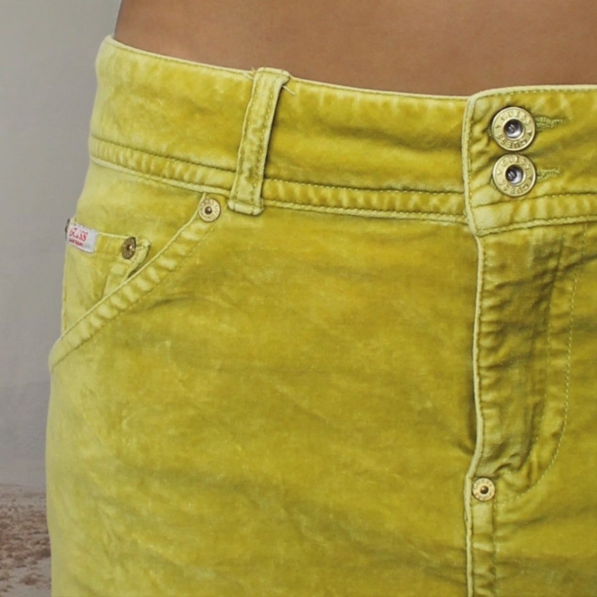 Guess × Vintage 🍋‍🟩GUESS LIME MINISKIRT🍋‍🟩 Size 30" / US 8 / IT 44 - 4 Thumbnail