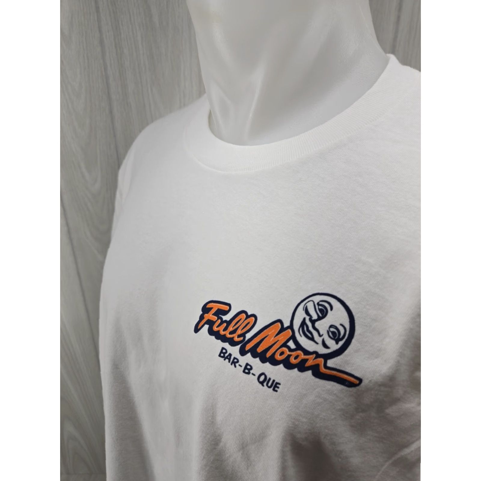 Gildan Full Moon Bar-B-Que Auburn Tigers Mens XL White T-Shirt Crew Neck Logo Moon Vintage: No (adjusted to standards) Size US XL / EU 56 / 4 - 5 Thumbnail