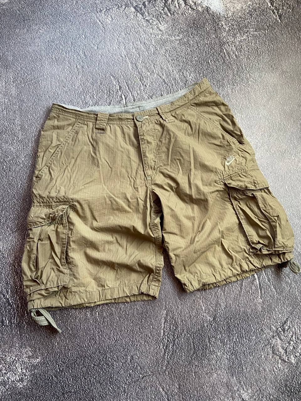 Nike Vintage Nike Y2K distressed cargo shorts Size US 34 / EU 50 - 1 Thumbnail
