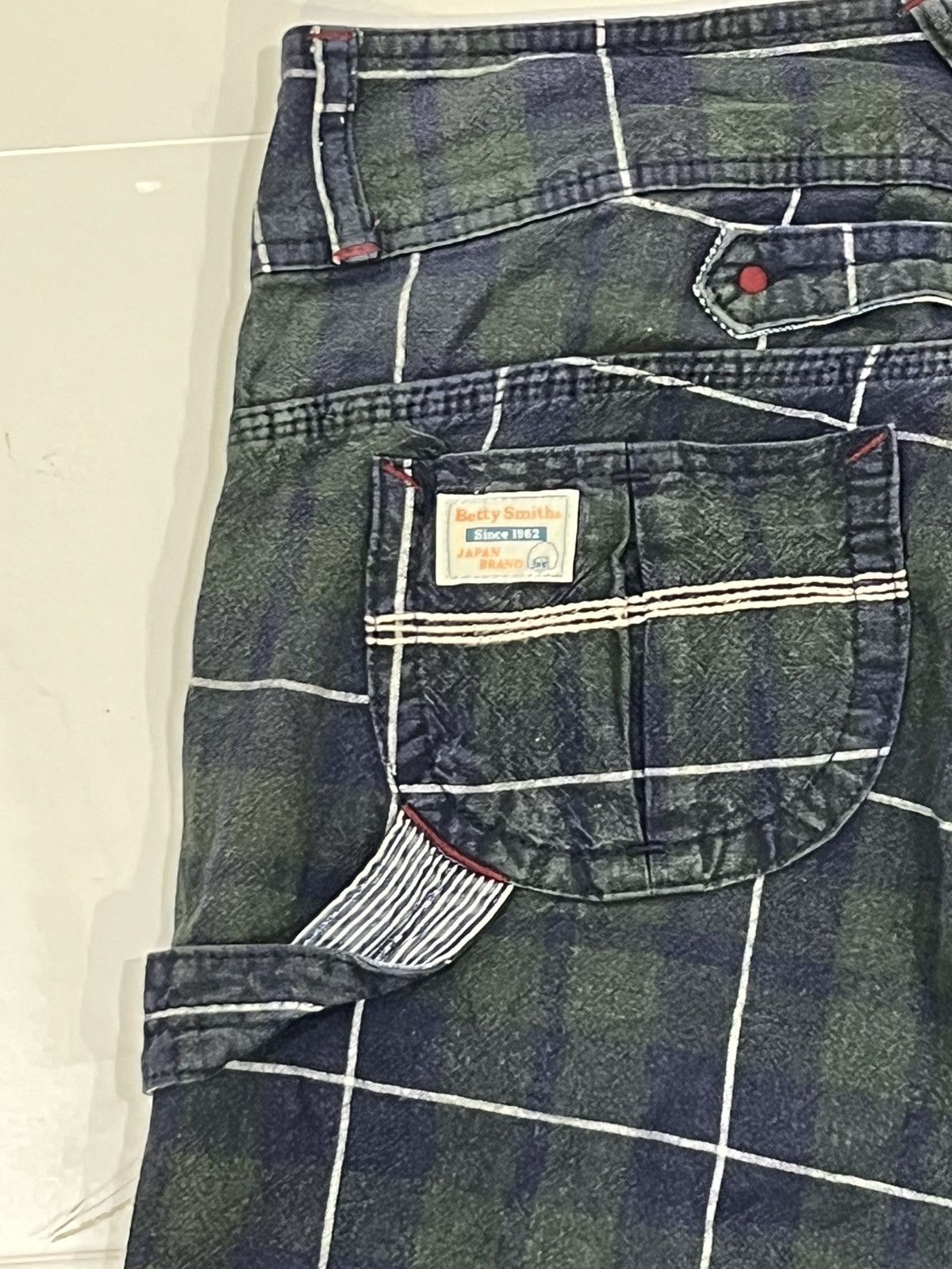 Japanese Brand Japan Designer Betty Smith Lowrise Super Flared Tartan Pants Size 32" / US 10 / IT 46 - 14 Thumbnail