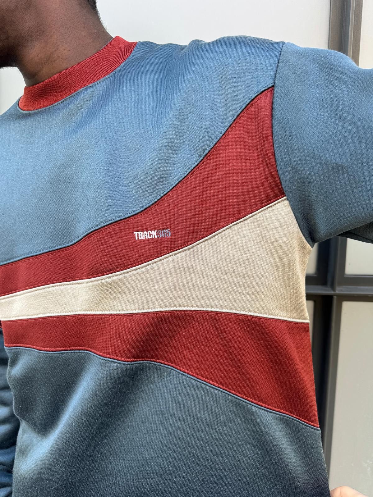 Designer Nike 24/7 365 Panelled Crewneck Size US XL / EU 56 / 4 - 8 Thumbnail
