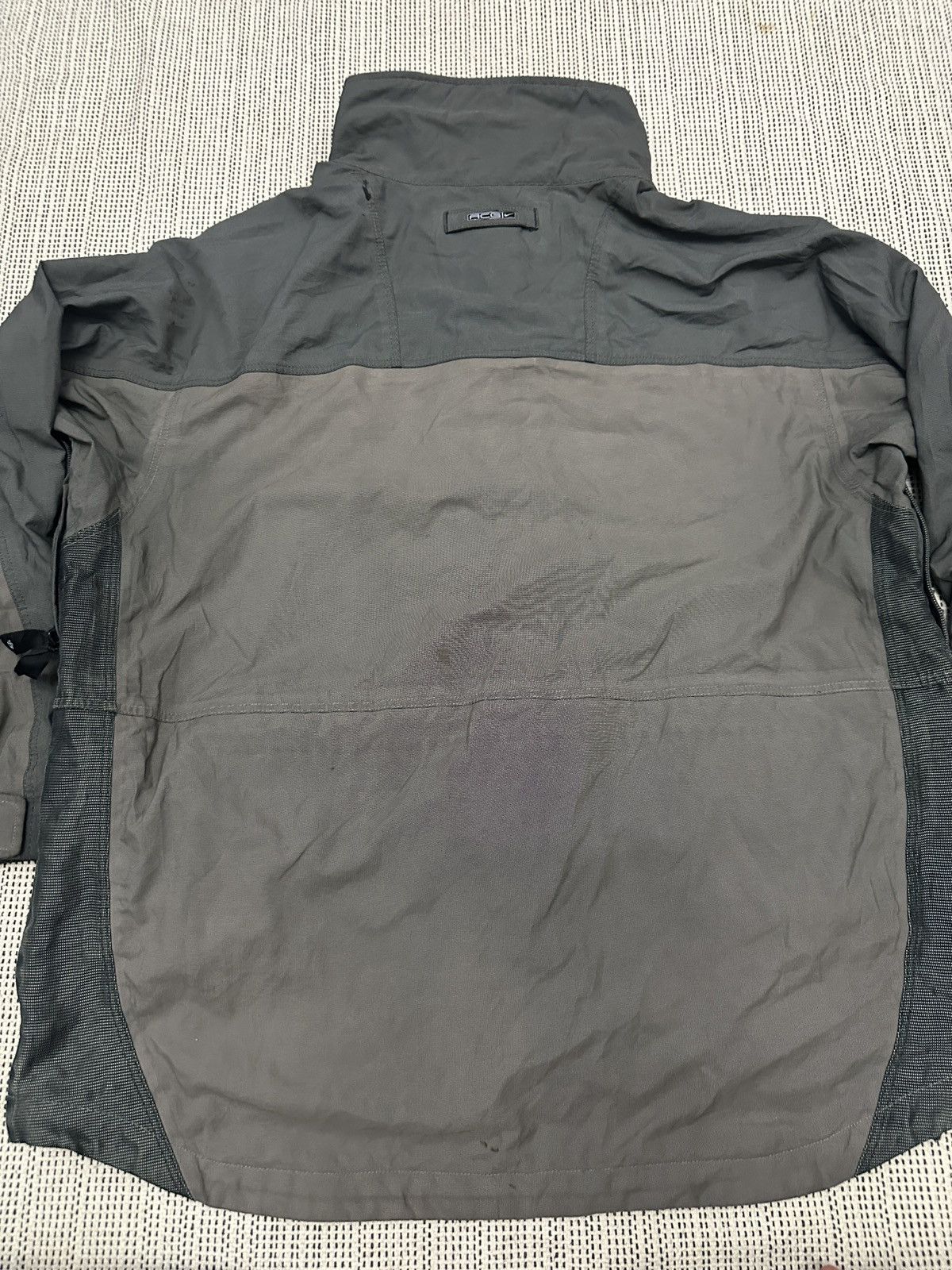 Nike ACG 🔥Vintage Nike Acg 3D Multi Pocket Jacket - Gray Size US L / EU 52-54 / 3 - 12 Thumbnail