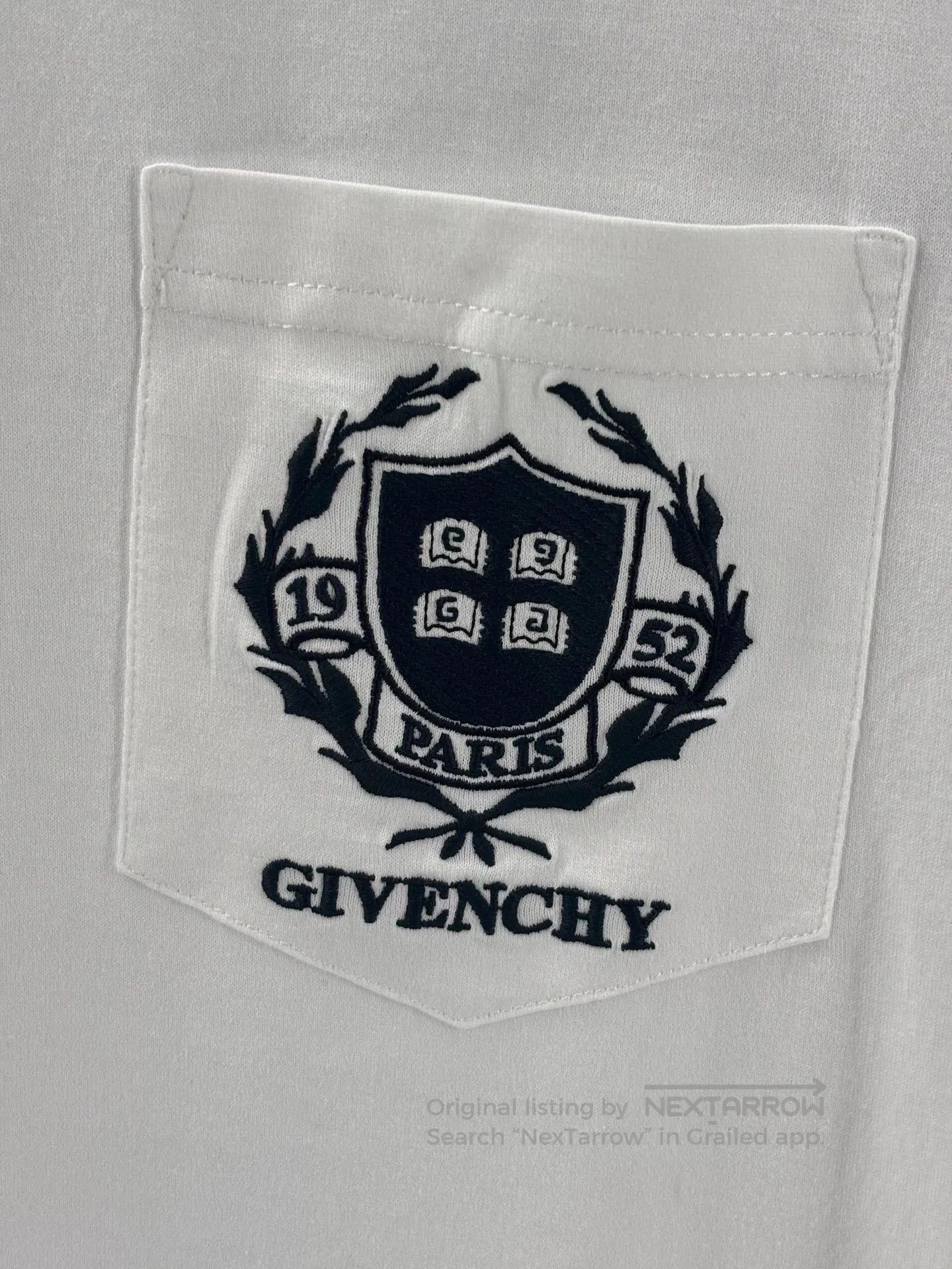 Givenchy givenchy men's white t-shirt with logo. Size US S / EU 44-46 / 1 - 2 Thumbnail