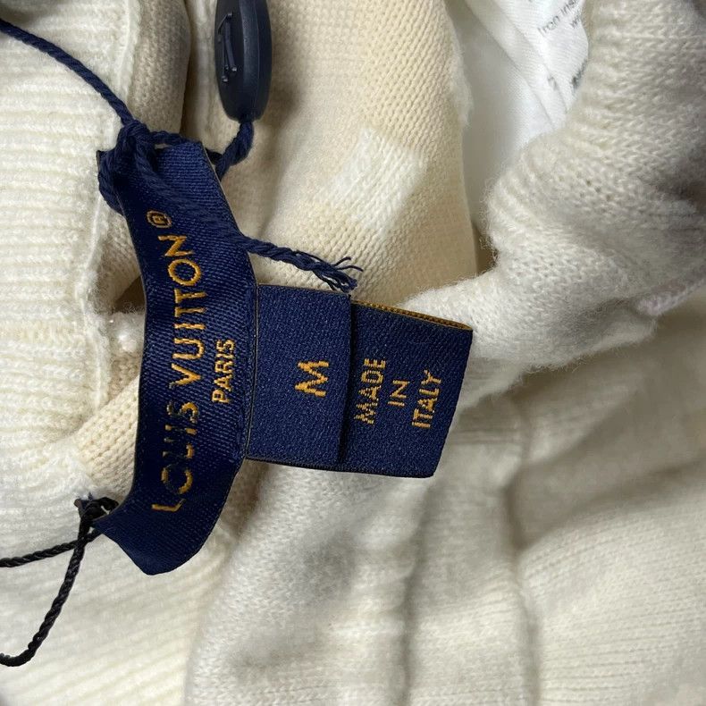 Louis Vuitton Louis Vuitton size m Beige Letter Print Straight Leg Shorts Size US 30 / EU 46 - 3 Thumbnail