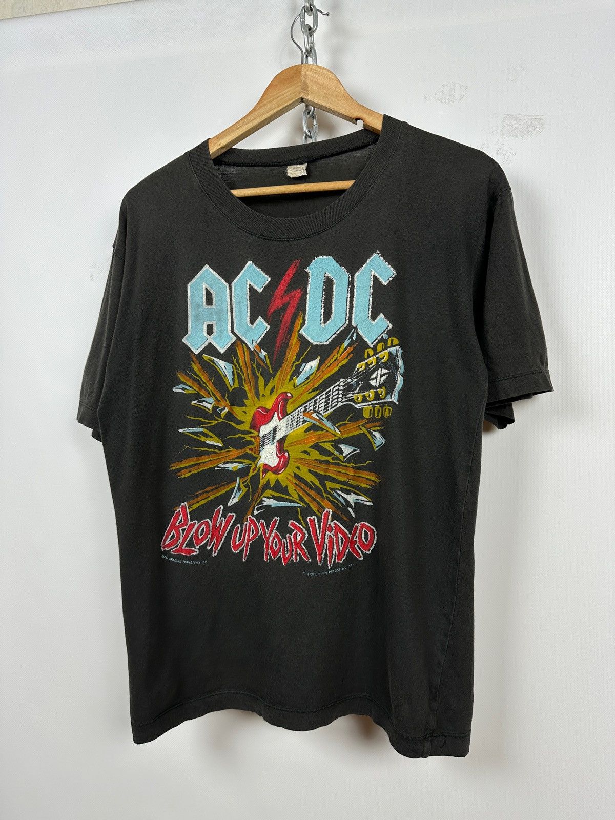 AC/DC 1988 Vintage AC/DC Blow Up Your Video Rare Band T-Shirt Size US S / EU 44-46 / 1 - 3 Thumbnail