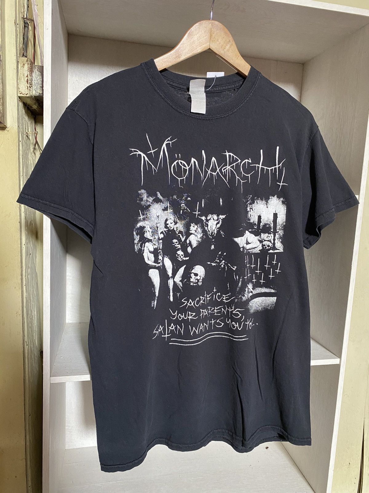 Band Tees × Vintage Monarchy band tee metal hardcore Size US M / EU 48-50 / 2 - 1 Thumbnail