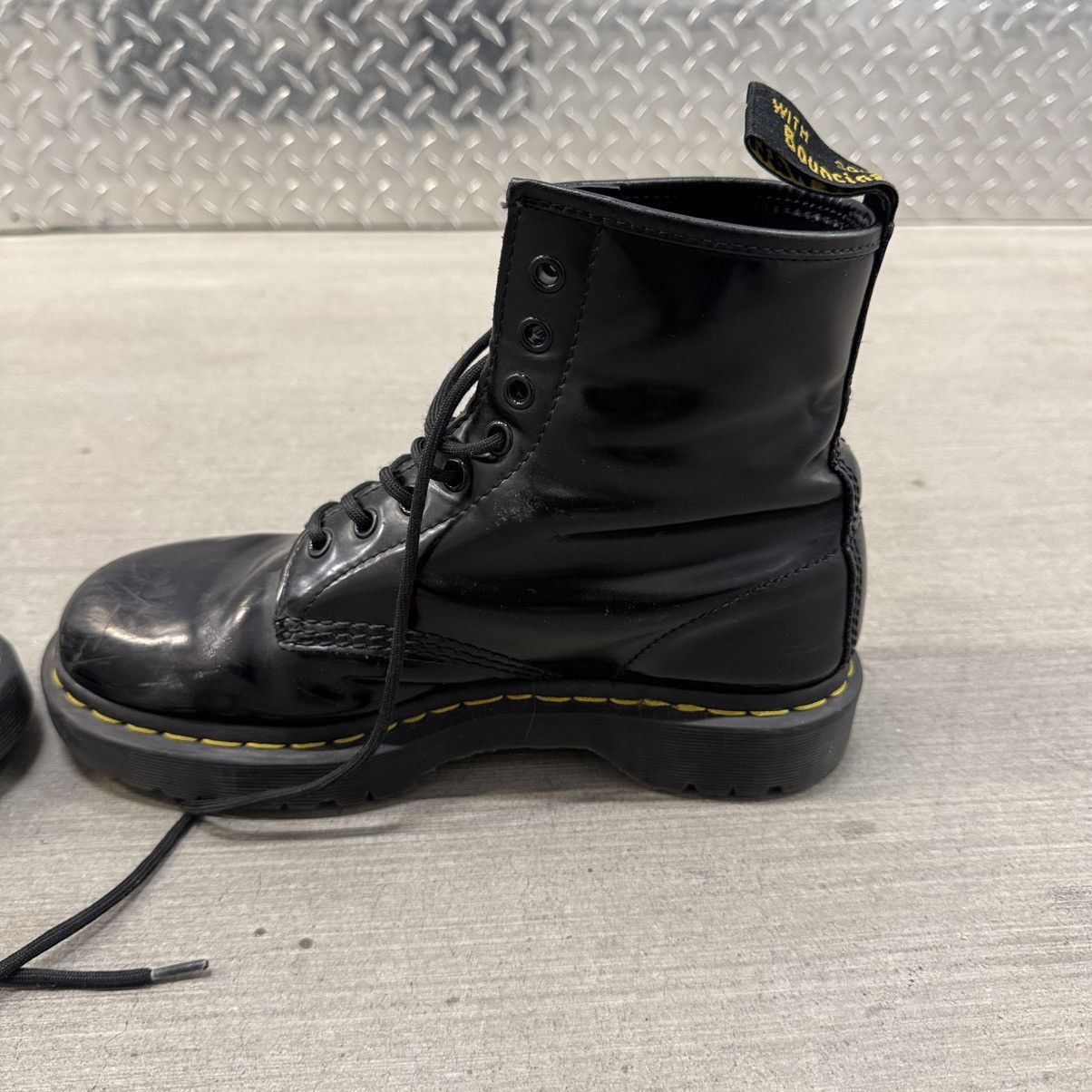 Dr. Martens Dr. Martens Jaden Platform Boot Size US 8 / EU 41 - 5 Thumbnail