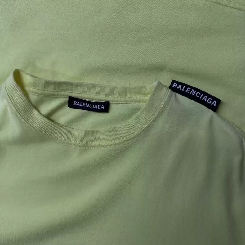 Balenciaga Balenciaga Fluorescent green short sleeve Size US S / EU 44-46 / 1 - 5 Thumbnail