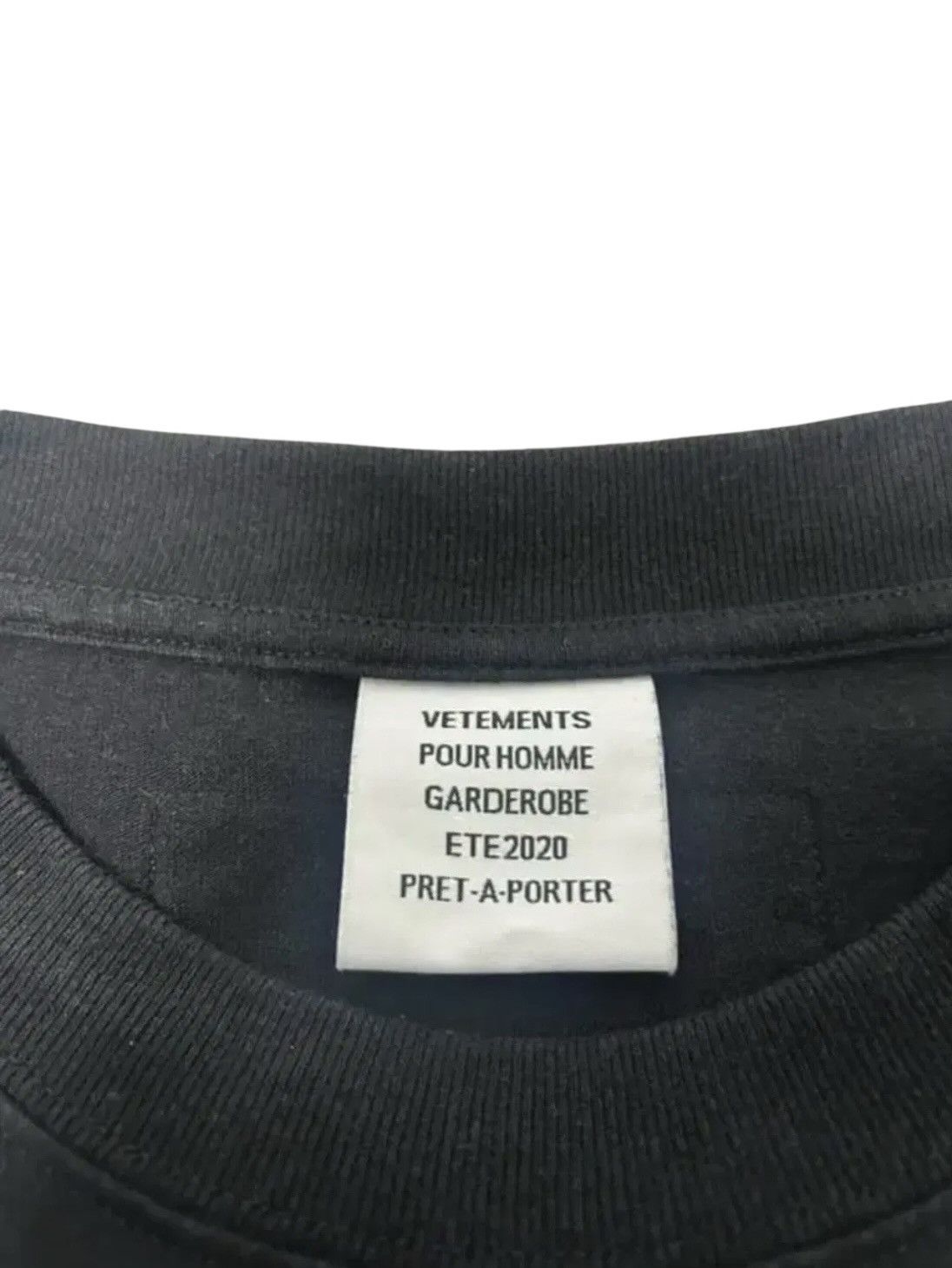 Vetements Vetements Anarchy Red T-Shirt Size US XS / EU 42 / 0 - 3 Thumbnail