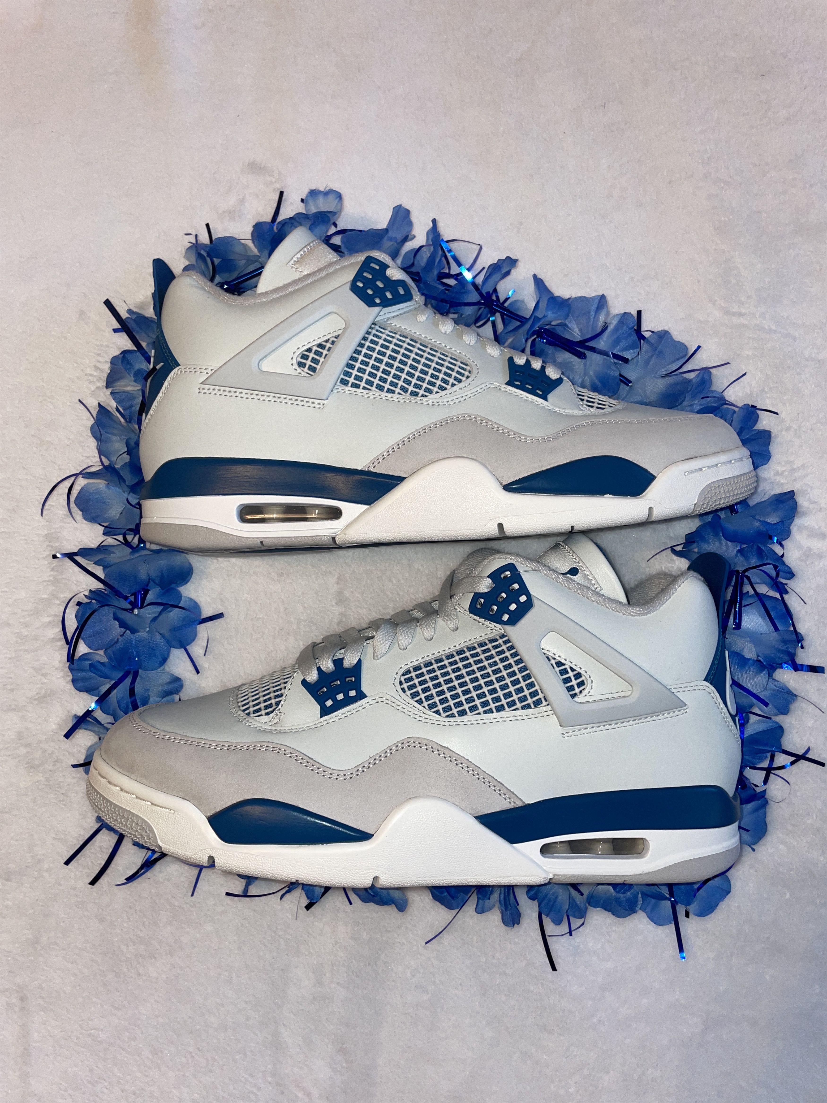 Jordan Brand Jordan 4 Retro Military Blue / Industrial Blue (2024) Size US 11.5 / EU 44-45 - 1 Thumbnail