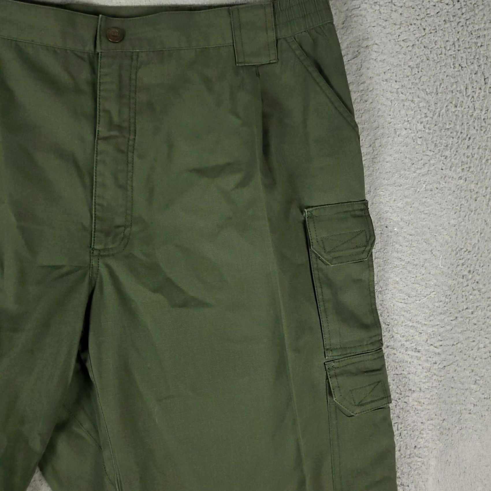 Vintage 5.11 Tactical Series Pants Mens Regular 42x30 Green Cargo Pocket Straight 5.11 Tactical Pants Mens 42x30 Green Cargo Pants Mens Size US 42 / EU 58 - 3 Thumbnail