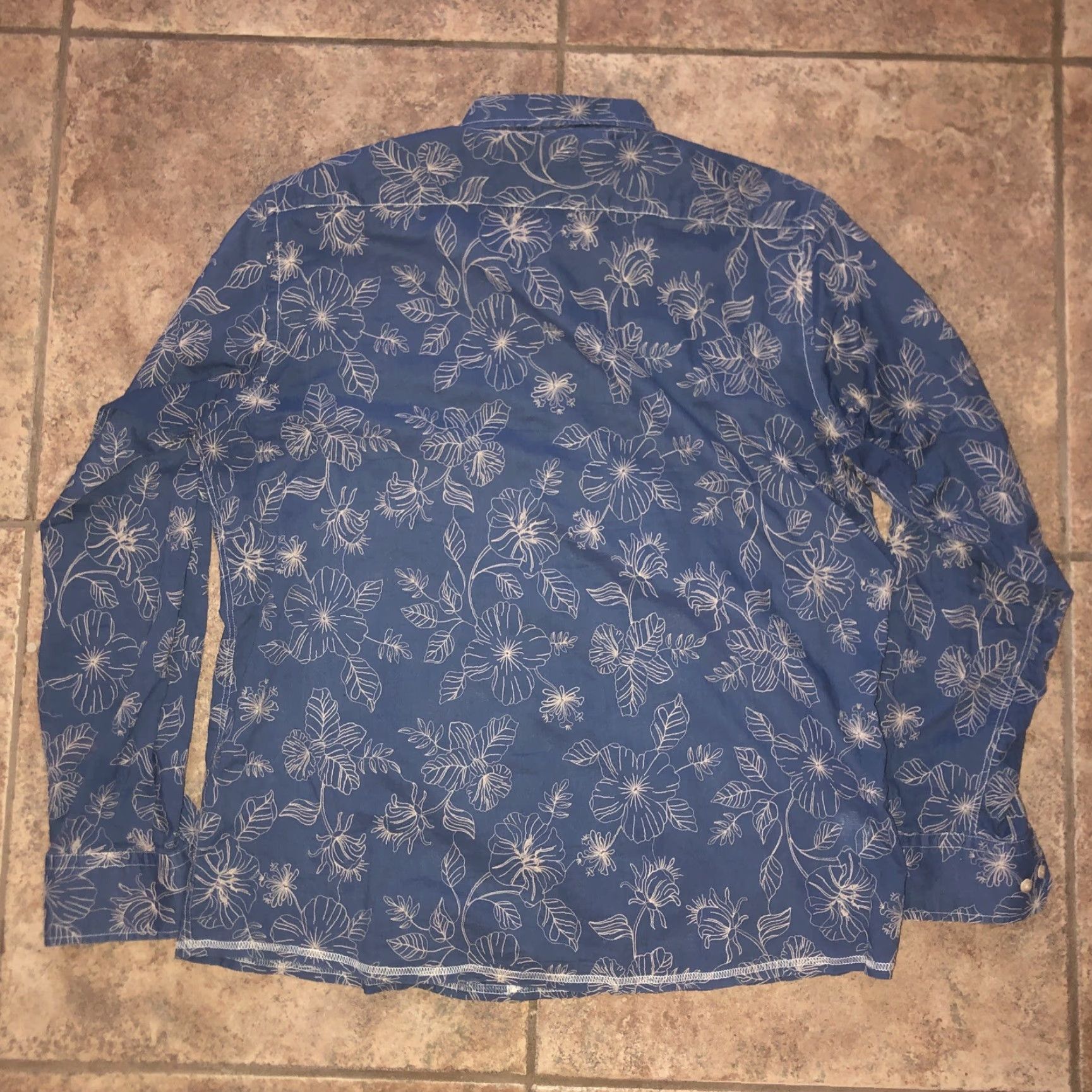 George VINTAGE Georg Roth Shirt Blue Embroidered Floral Mens XXL Long Sleeve Button-Up 2XL Floral Embroidered Angel Theme Art Flowers Mens Size US XXL / EU 58 / 5 - 4 Thumbnail