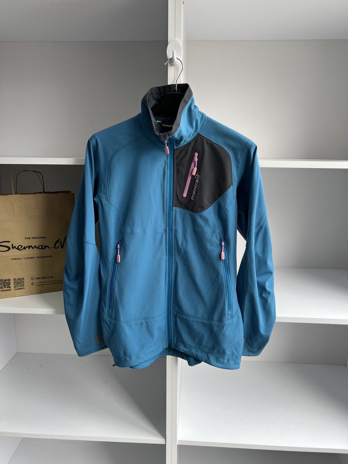 Norrona × Vintage Vintage Noronna Softshell women’s Jacket Size XL / US 12-14 / IT 48-50 - 3 Thumbnail