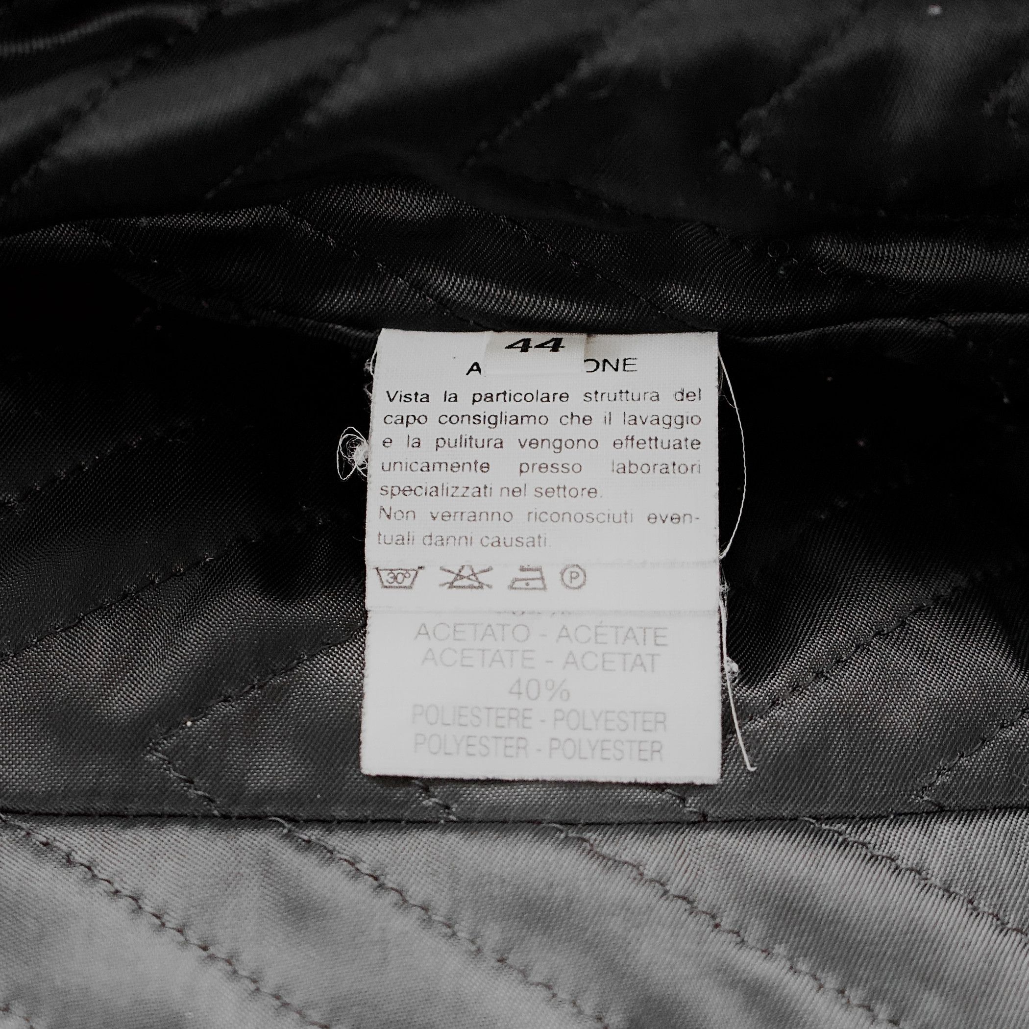 Alexander McQueen F/W2004 "The Catwalk" shearling jacket Size M / US 6-8 / IT 42-44 - 10 Thumbnail