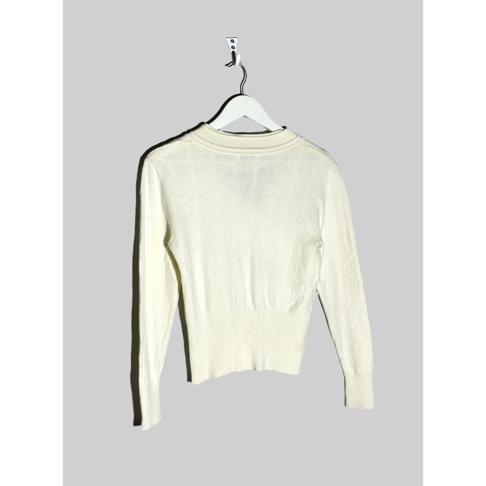Sandro Sandro Women’s Wool Sweater Size 1 Beige V-Neck Long Sleeve Size XS / US 0-2 / IT 36-38 - 6 Thumbnail