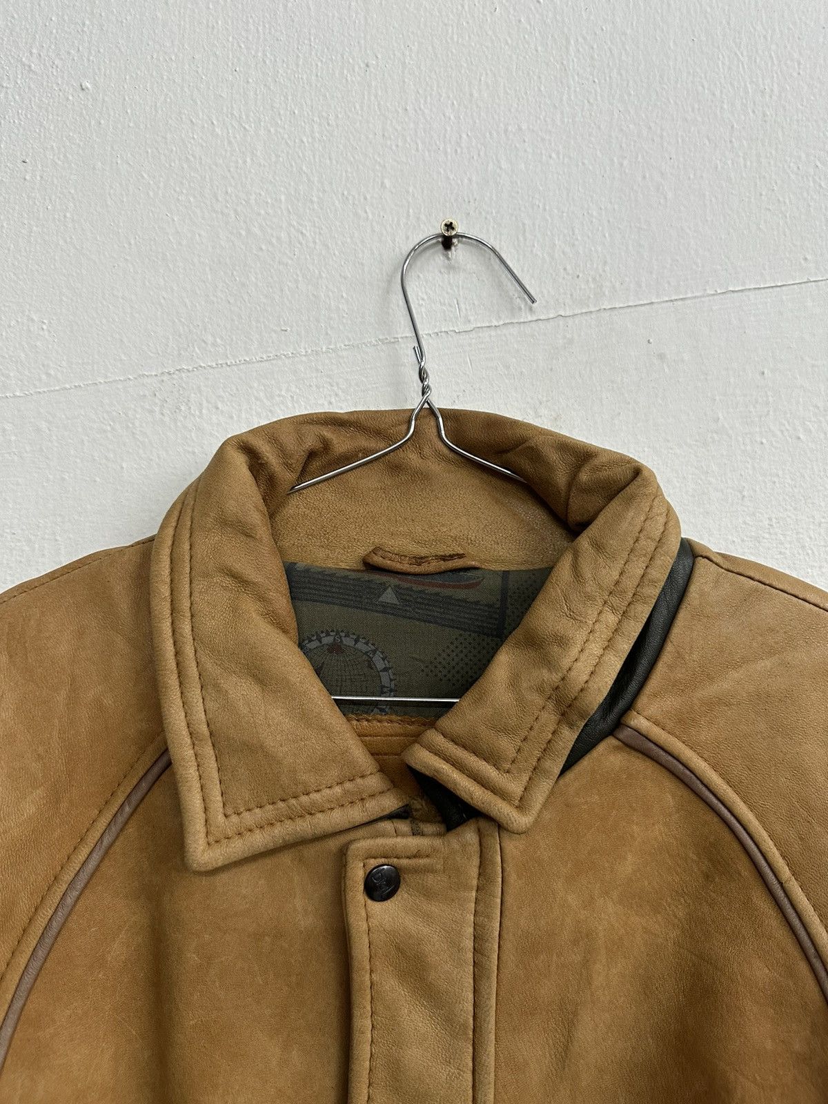 Vintage VTG BIG L Elk Skin Leather Jacket Size US L / EU 52-54 / 3 - 6 Thumbnail
