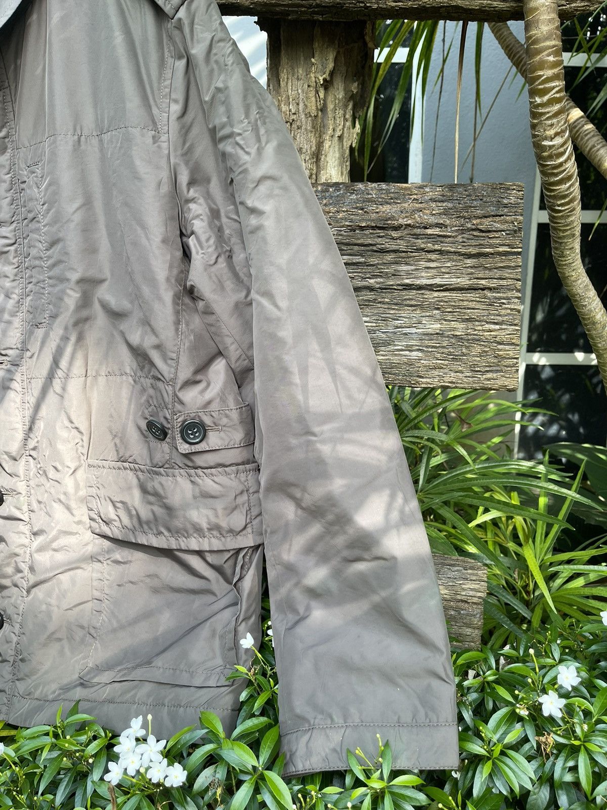 Armani Collezioni Armani Collezioni Lightweight Nylon Jacket - Size 52 Size US L / EU 52-54 / 3 - 9 Thumbnail