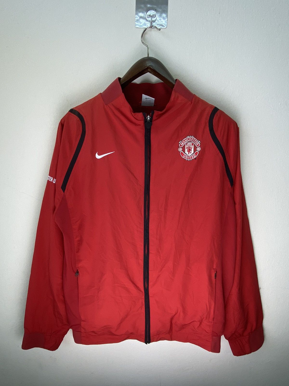 Nike Vtg Nike x Manchester United Red Warriors Jacket Size US L / EU 52-54 / 3 - 2 Thumbnail
