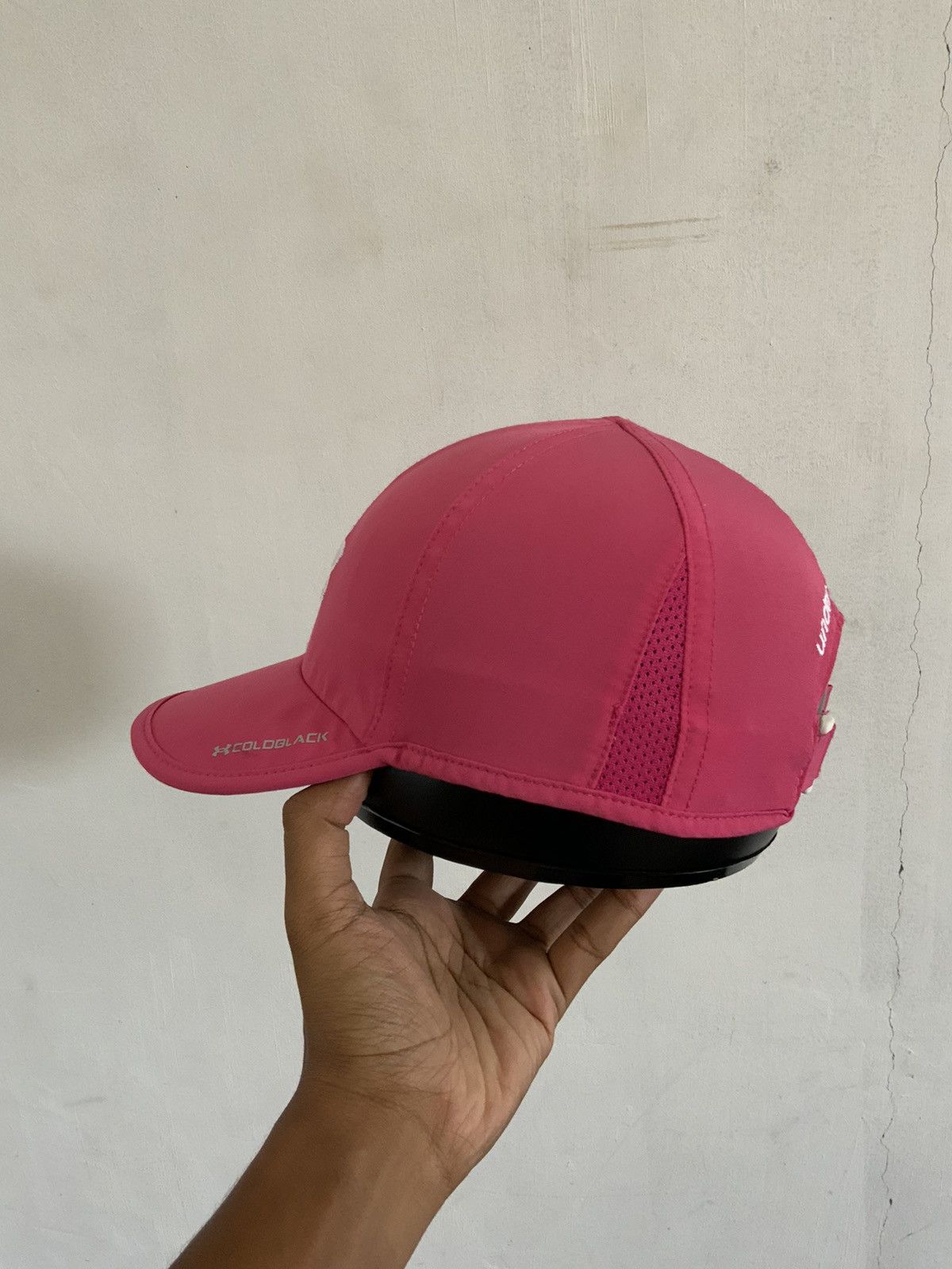 Under Armour Under Armour Pink Hat Size ONE SIZE - 2 Thumbnail