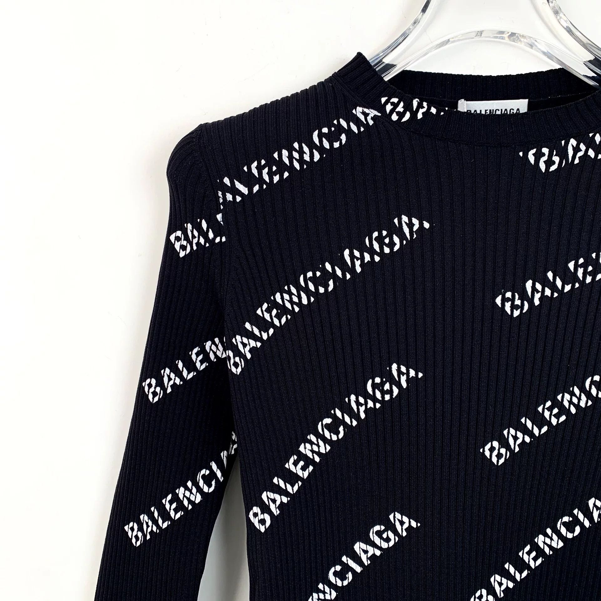 Balenciaga balenciaga black logo knit sweater xs Size US XS / EU 42 / 0 - 3 Thumbnail