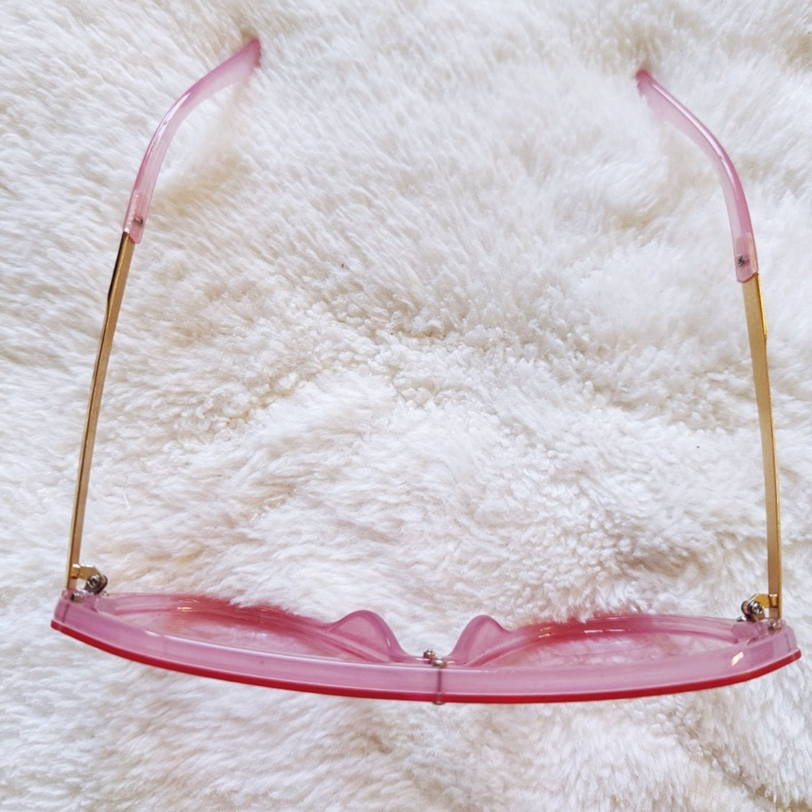 Other Clarissa Pink Oversized Sunglasses Size ONE SIZE - 5 Thumbnail