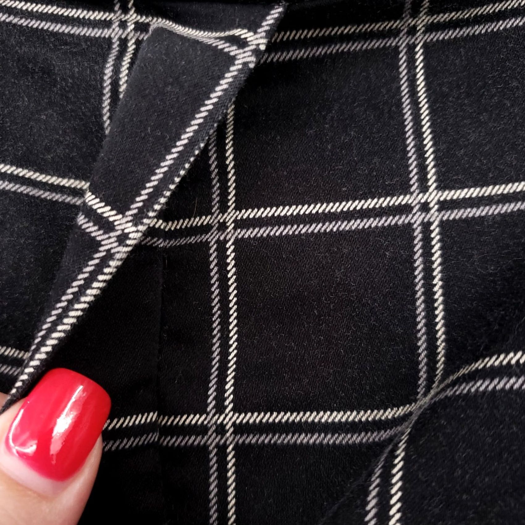 H&M H&M Pants Womens Black Cropped Skinny Check Flat Front Cotton Blend Size 2 Size 26" / US 2 / IT 38 - 6 Thumbnail