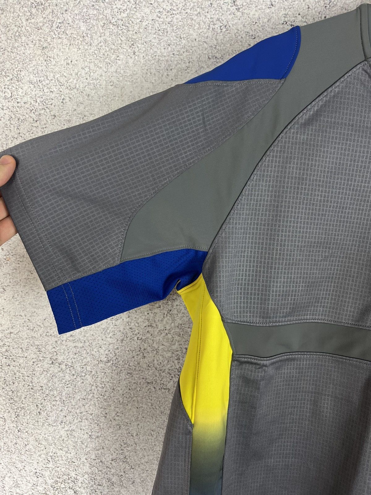 Other Clermont Auvergne Under Armour Rugby Shirt Jersey Size US L / EU 52-54 / 3 - 3 Thumbnail