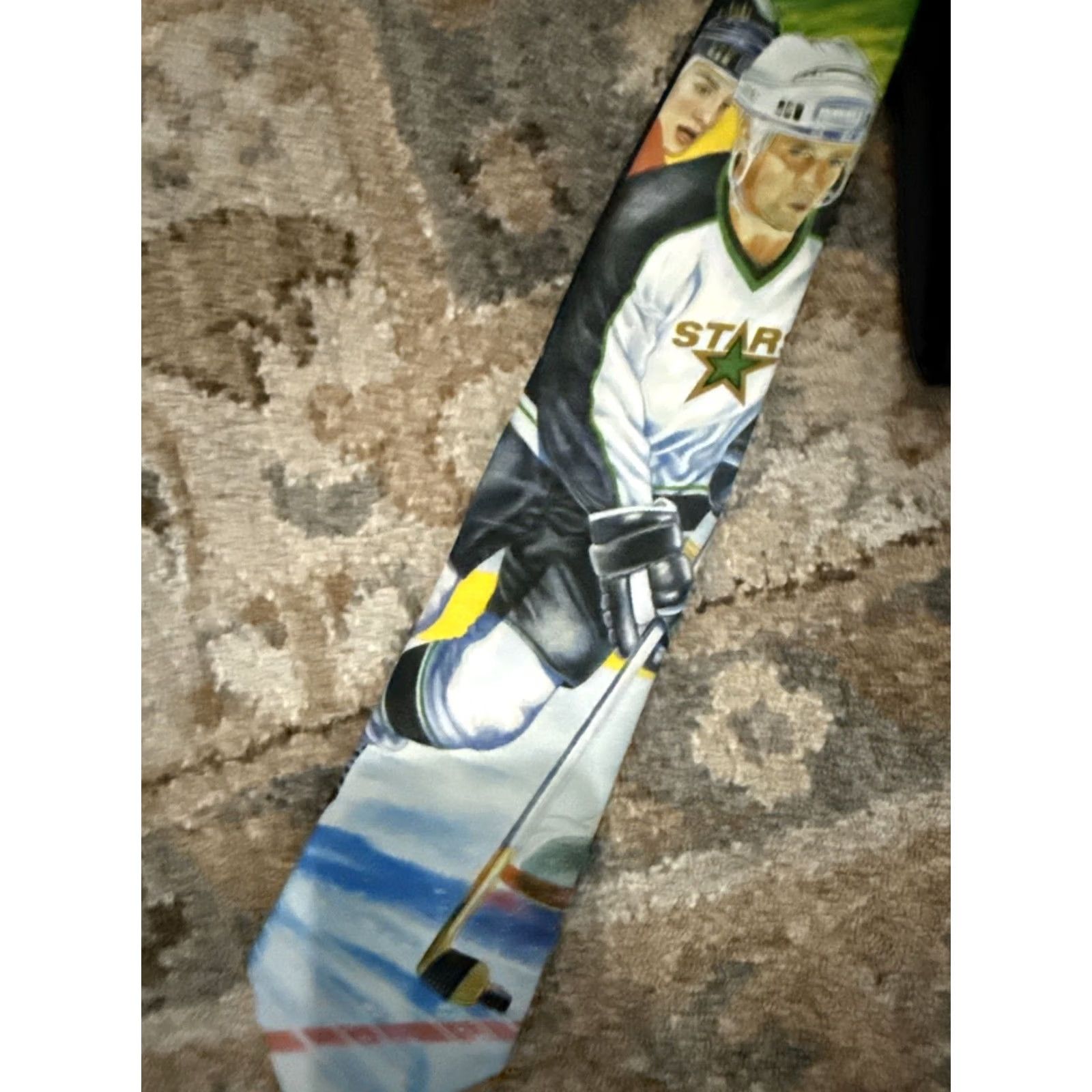 Vintage VINTAGE Ralph Marlin Minnesota North Stars Tie Hockey NHL Made in USA 55” Green Star Mens Size ONE SIZE - 3 Thumbnail