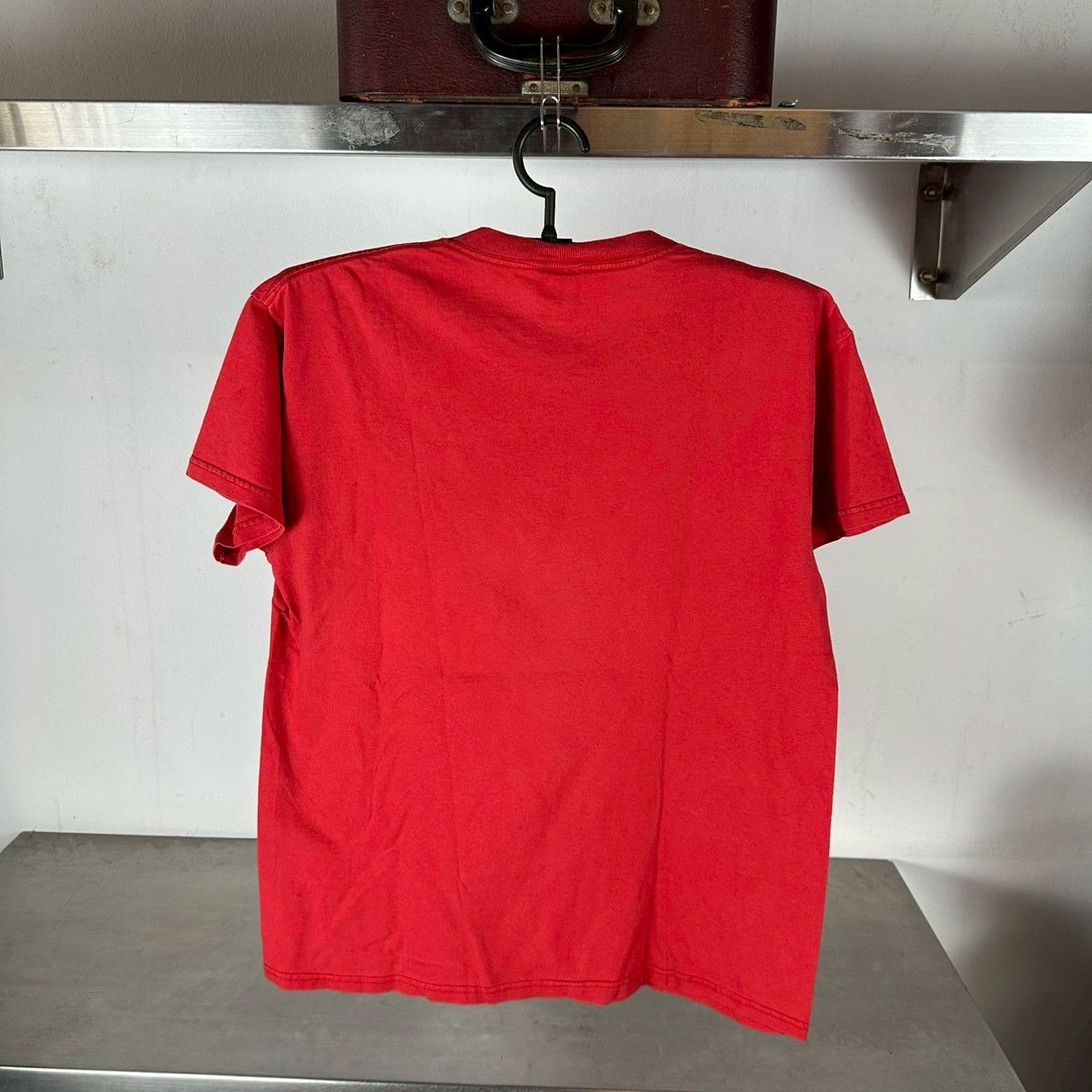 Vintage ​Vintage 90s Strawberry Shortcake Hi Artwork​ T-shirt Size US L / EU 52-54 / 3 - 3 Thumbnail