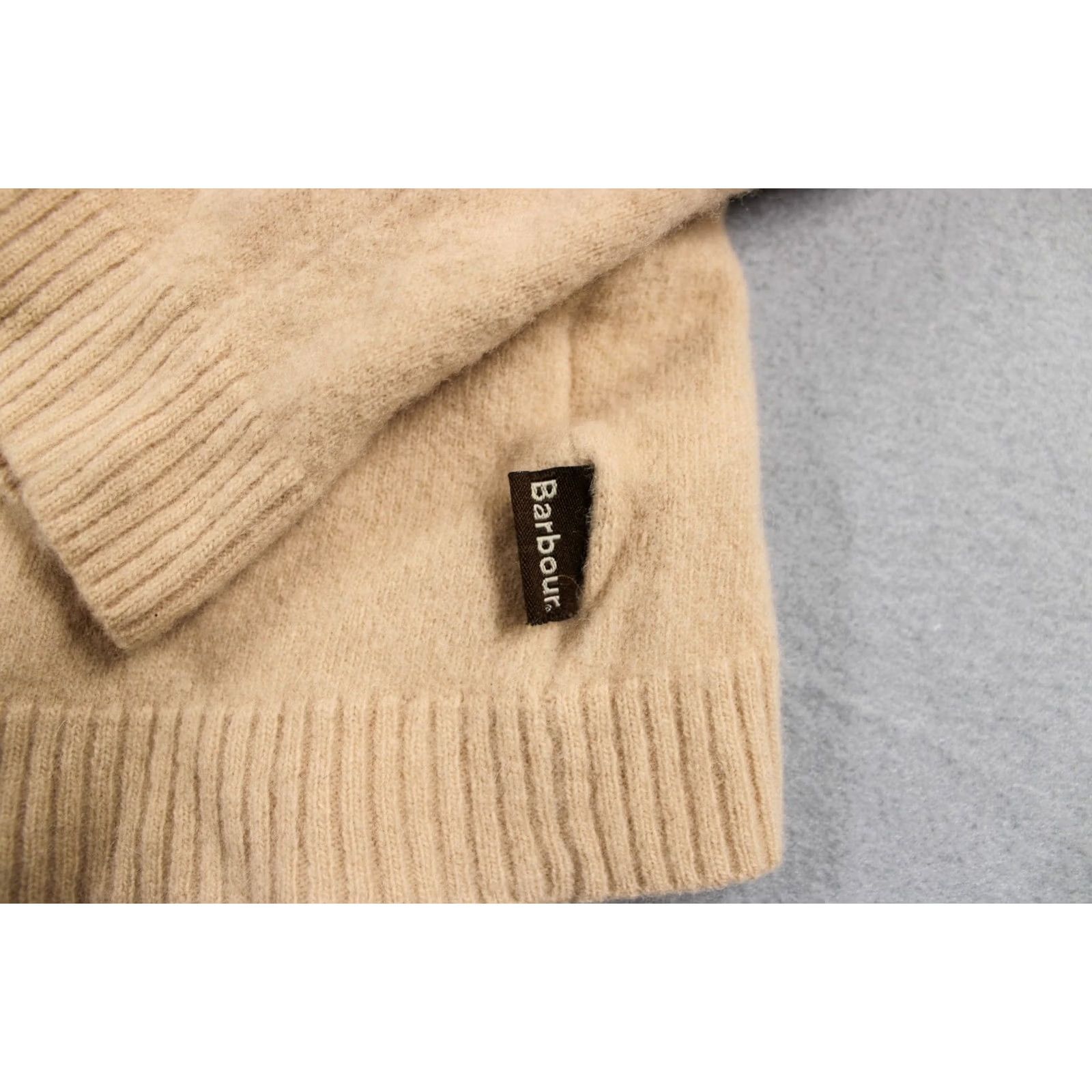 Barbour Barbour Sweater Womens 12 Beige Lambswool Crewneck Pullover Biscotti Soft Knit Size XL / US 12-14 / IT 48-50 - 2 Thumbnail
