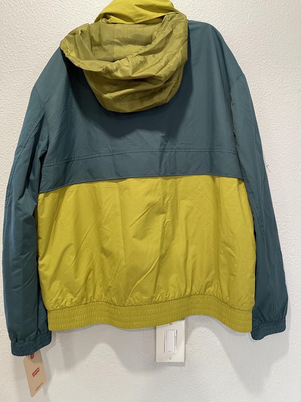 Levi's Levi's Water Resistant Colorblock Jacket Size L Size US L / EU 52-54 / 3 - 2 Thumbnail