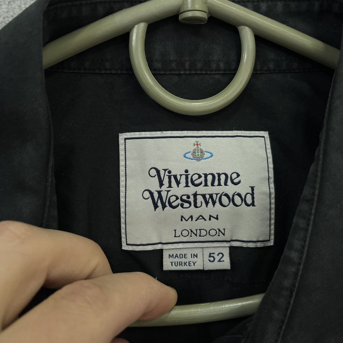 Vivienne Westwood Vivienne Westwood Shirt Black Rare Mini Logo Size US L / EU 52-54 / 3 - 10 Thumbnail