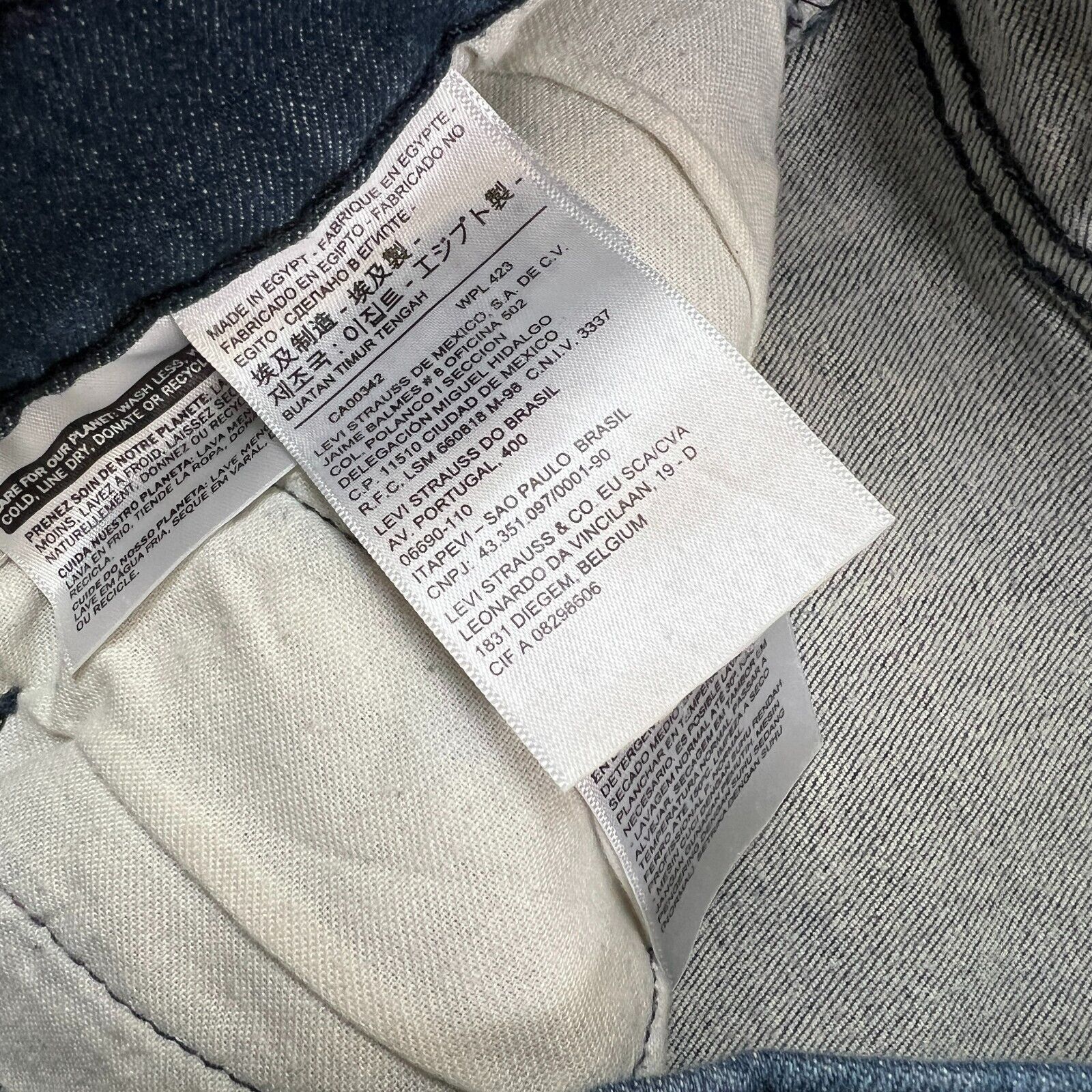 Levi's × Vintage Levi's 541 Jeans 34x30 Athletic Taper American Denim Pants Size US 34 / EU 50 - 9 Thumbnail