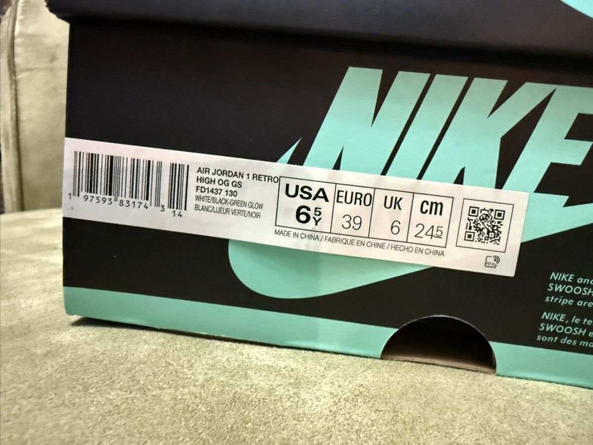Jordan Brand Nike Jordan 1 “Green Glow” Hi, New in Box Xtra Laces 6.5y 8w Size US 6.5 / EU 39-40 - 3 Thumbnail