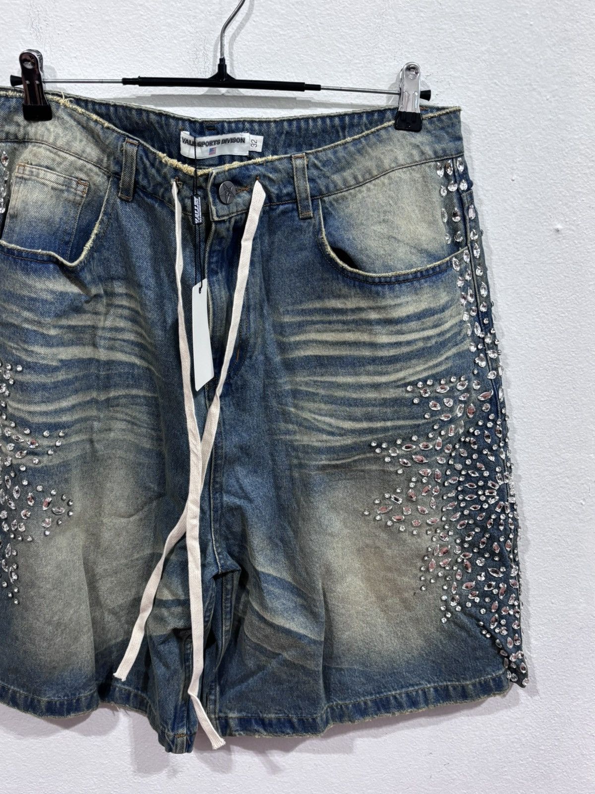 Vale Vale Forever Sirens Crystal Jean Shorts Blue Size US 32 / EU 48 - 3 Thumbnail