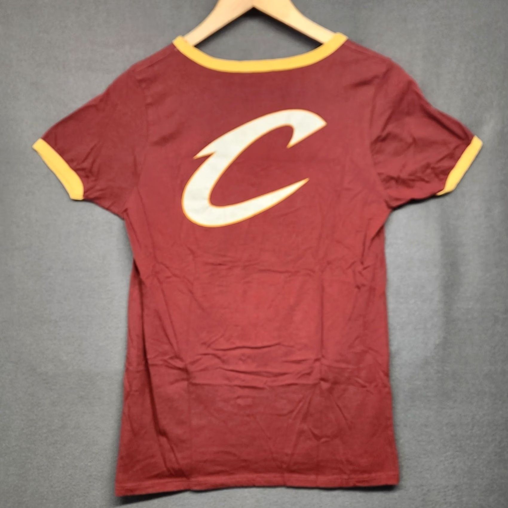 Junk Food VINTAGE Junk Food Cavaliers Shirt Womens Large I Love You Cleveland Cavs Fuzzy Retro Red Short Sleeve Pullover T-Shirt Ladies L Size L / US 10 / IT 46 - 2 Thumbnail