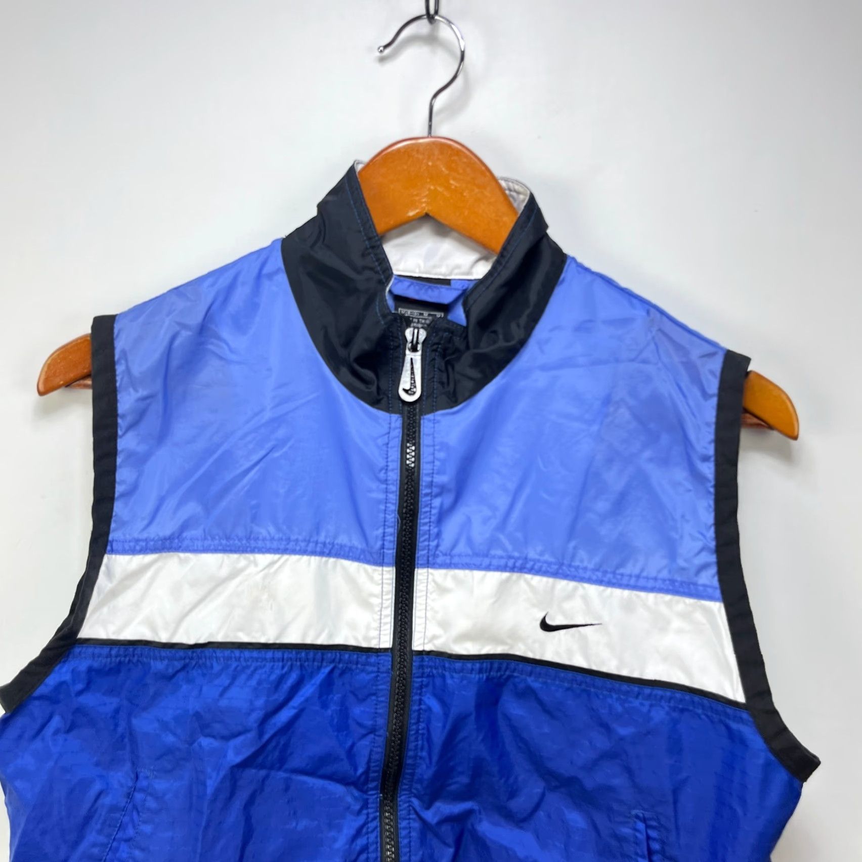Nike VINTAGE Nike Windbreaker Vest Full Zip Hooded M Womens 90s Blue Logo Nylon Softshell Mid-Length Jacket/Coat - Timberland Weathergear Size M / US 6-8 / IT 42-44 - 2 Thumbnail