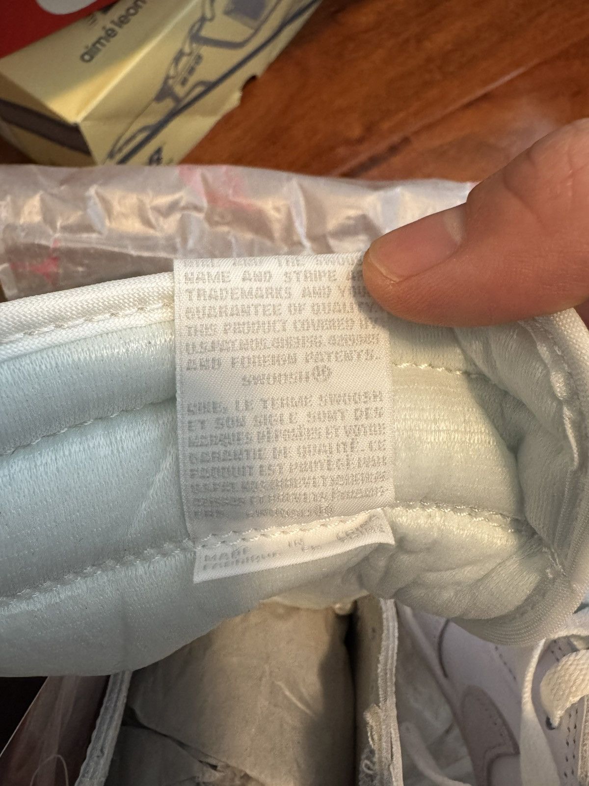Nike JORDAN 1 WHITE/GREY Size US 10 / EU 43 - 3 Thumbnail