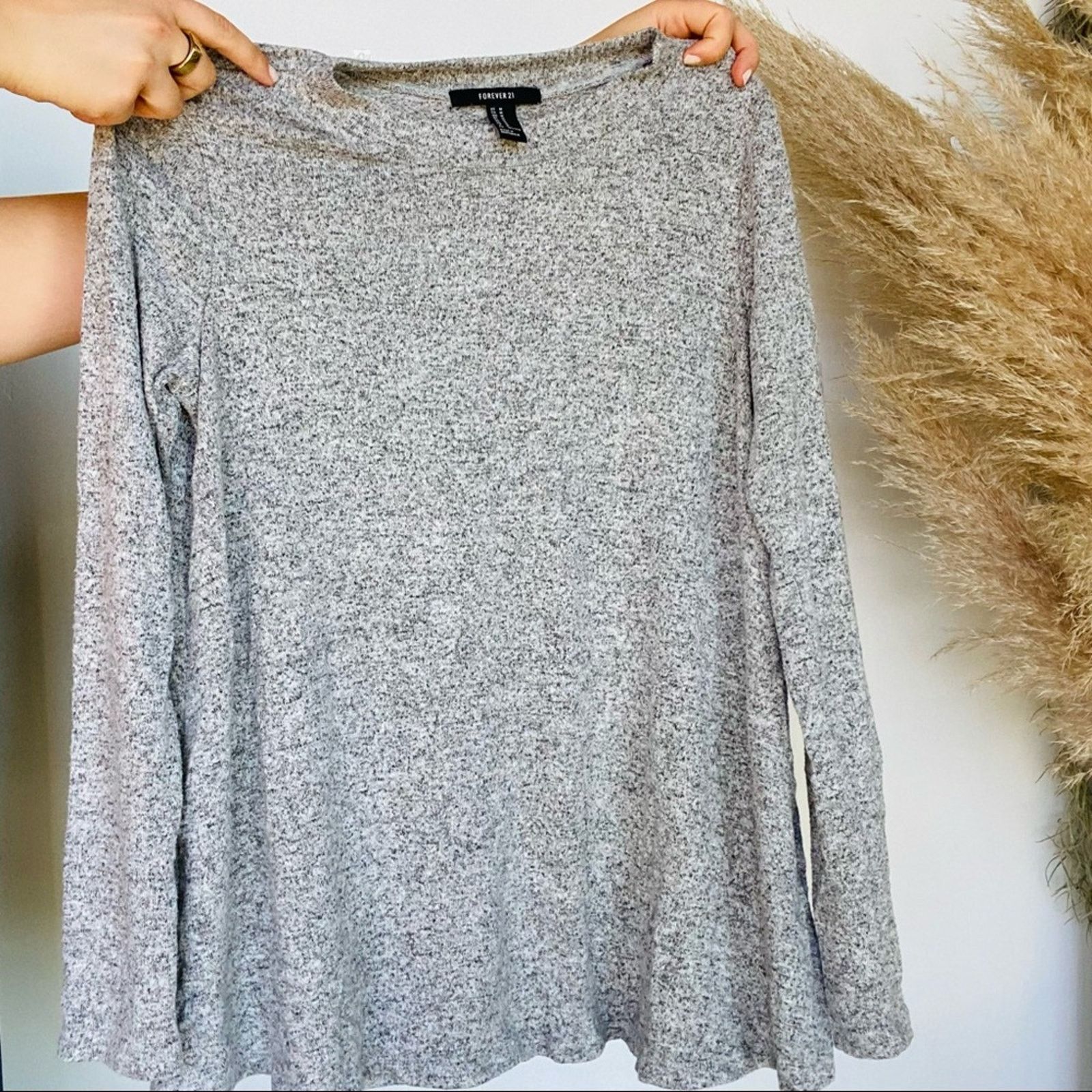 Forever 21 FOREVER 21 Gray Grey White Woven Sweater Knit Top Shirt Size M / US 6-8 / IT 42-44 - 5 Thumbnail