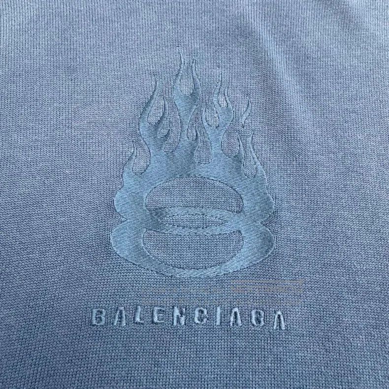 Balenciaga Balenciaga Flame Double Ring Embroidered Tee. Size US XS / EU 42 / 0 - 2 Thumbnail