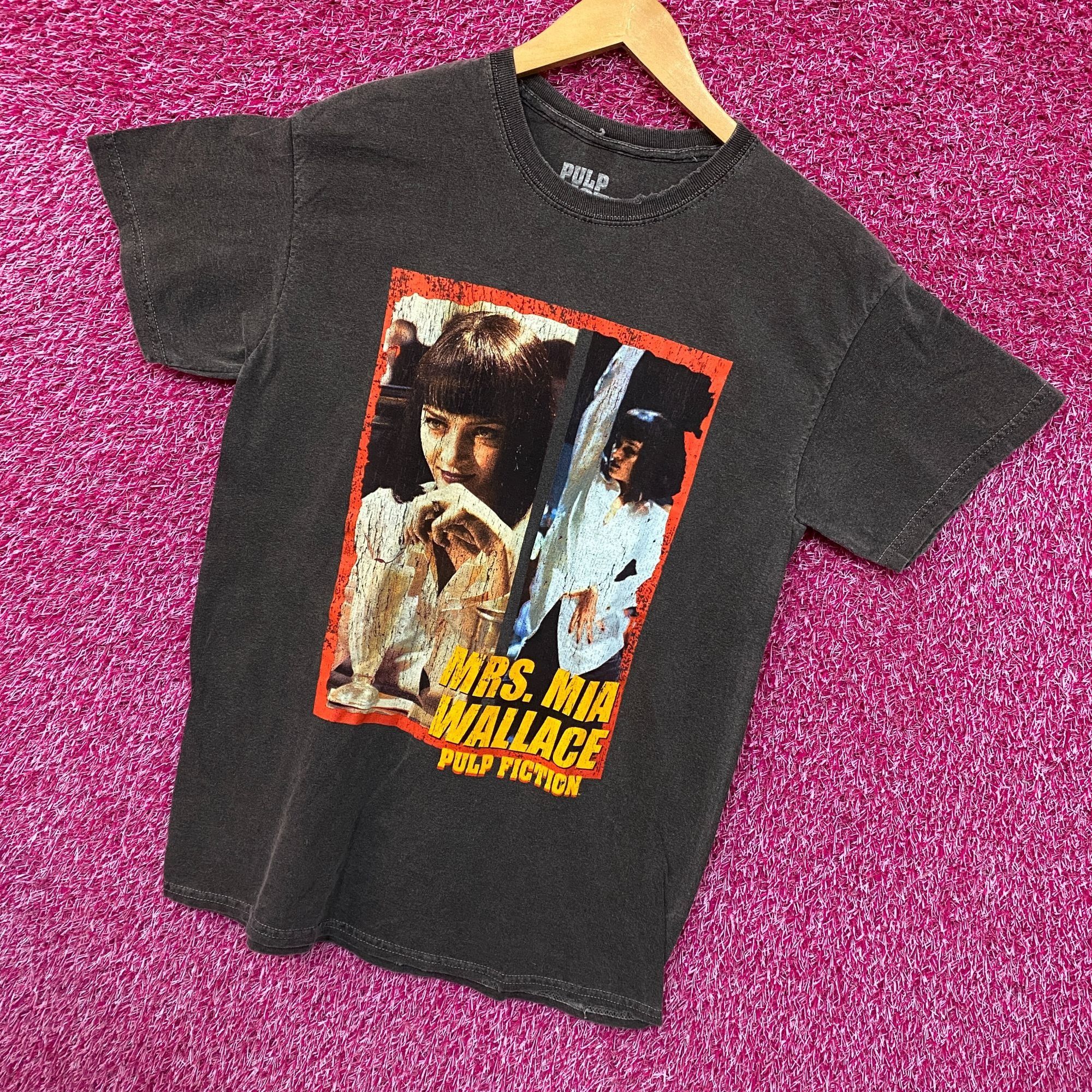 Other Pulp Fiction Mrs Mia Wallace Poster Movie Tee L Size US L / EU 52-54 / 3 - 3 Thumbnail