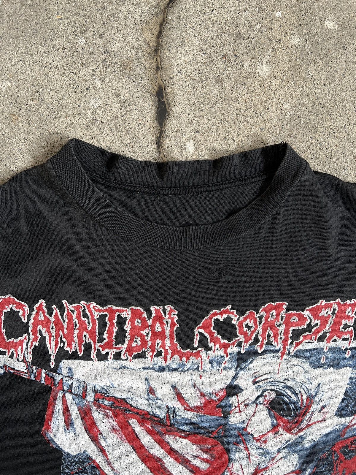 Vintage 1990s Cannibal Corpse Tomb Of The Mutilated Band Tee Size US XL / EU 56 / 4 - 3 Thumbnail