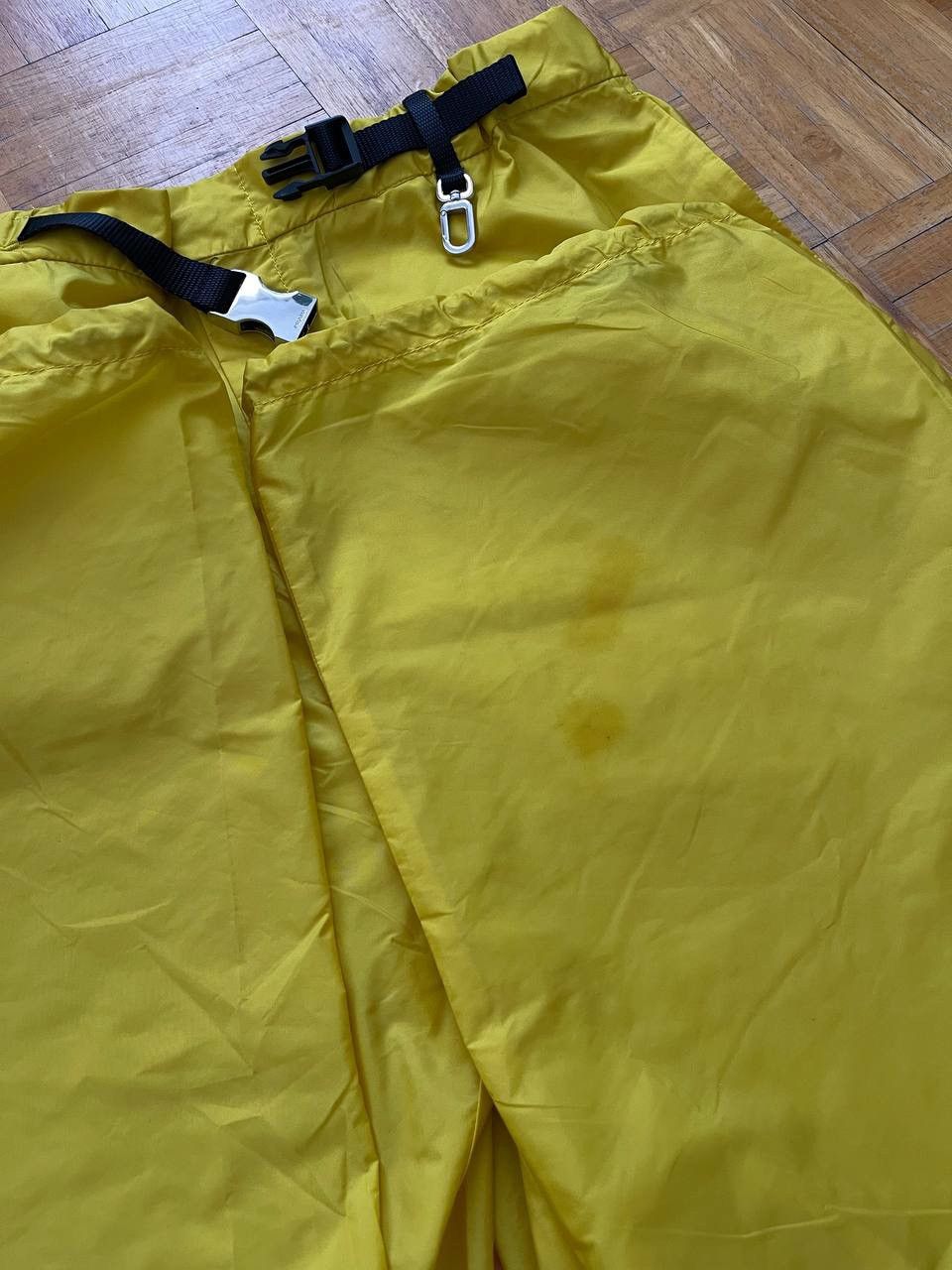 Prada Prada Re-Nylon Piuma Trousers Yellow Track Pants Triangle Size US 36 / EU 52 - 13 Thumbnail