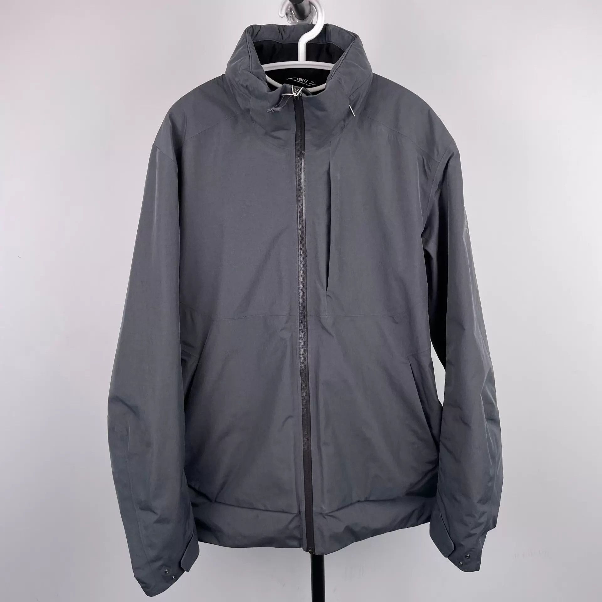 Arc'teryx Arc'teryx hidden hood cotton padded jacket Gray L Size US L / EU 52-54 / 3 - 1 Thumbnail
