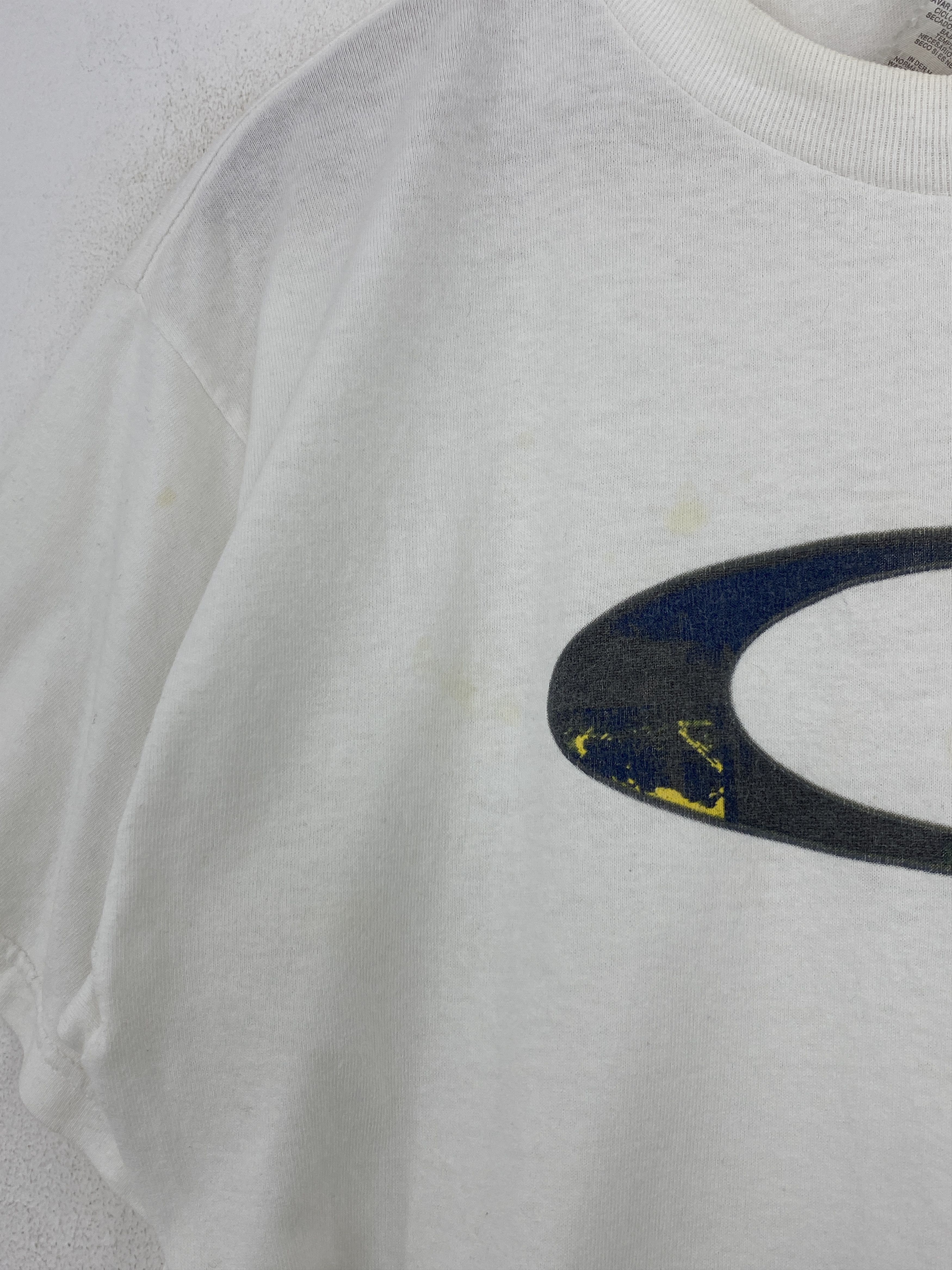 Oakley × Vintage Vintage Oakley Central Big Logo T-Shirt TA0580 Size US M / EU 48-50 / 2 - 11 Thumbnail